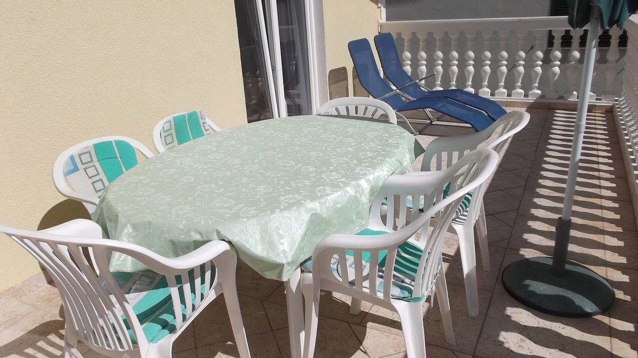 Apartments Marija Near Center Vodice Room photo