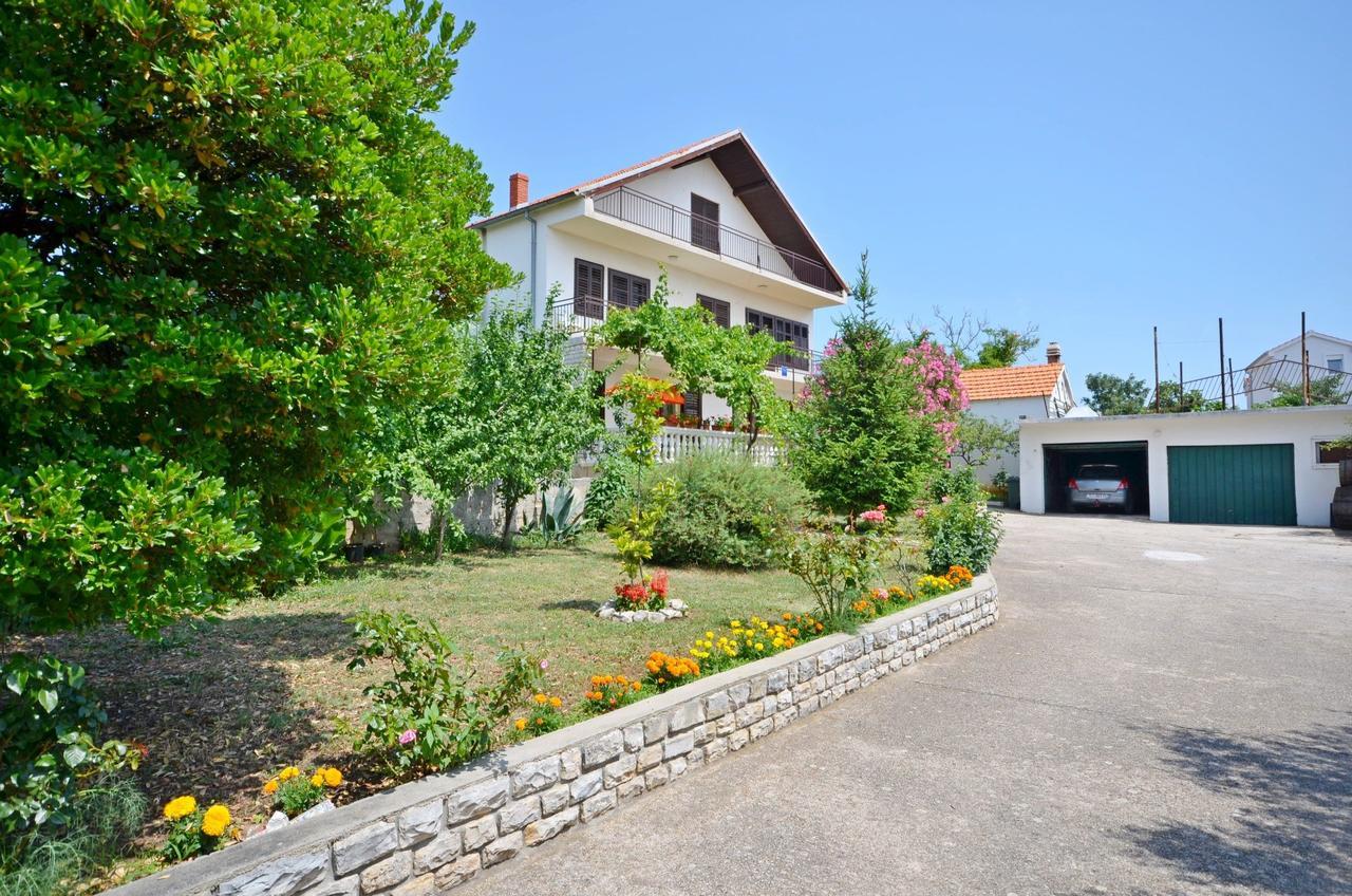 Apartments Marija Near Center Vodice Exterior photo